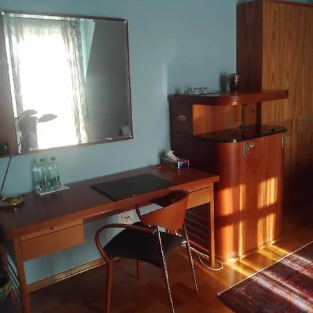 Rezydencja Lesna Jablowko Hotel *