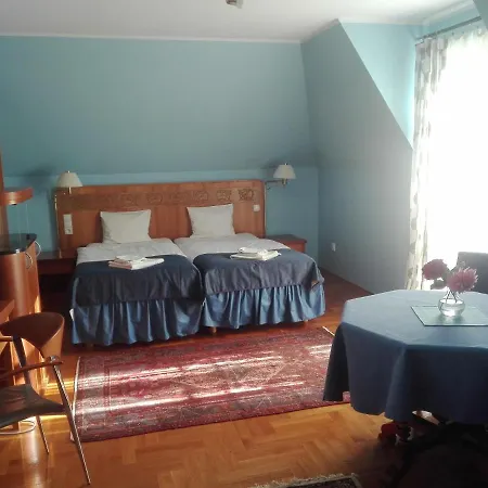 Rezydencja Lesna Jablowko *